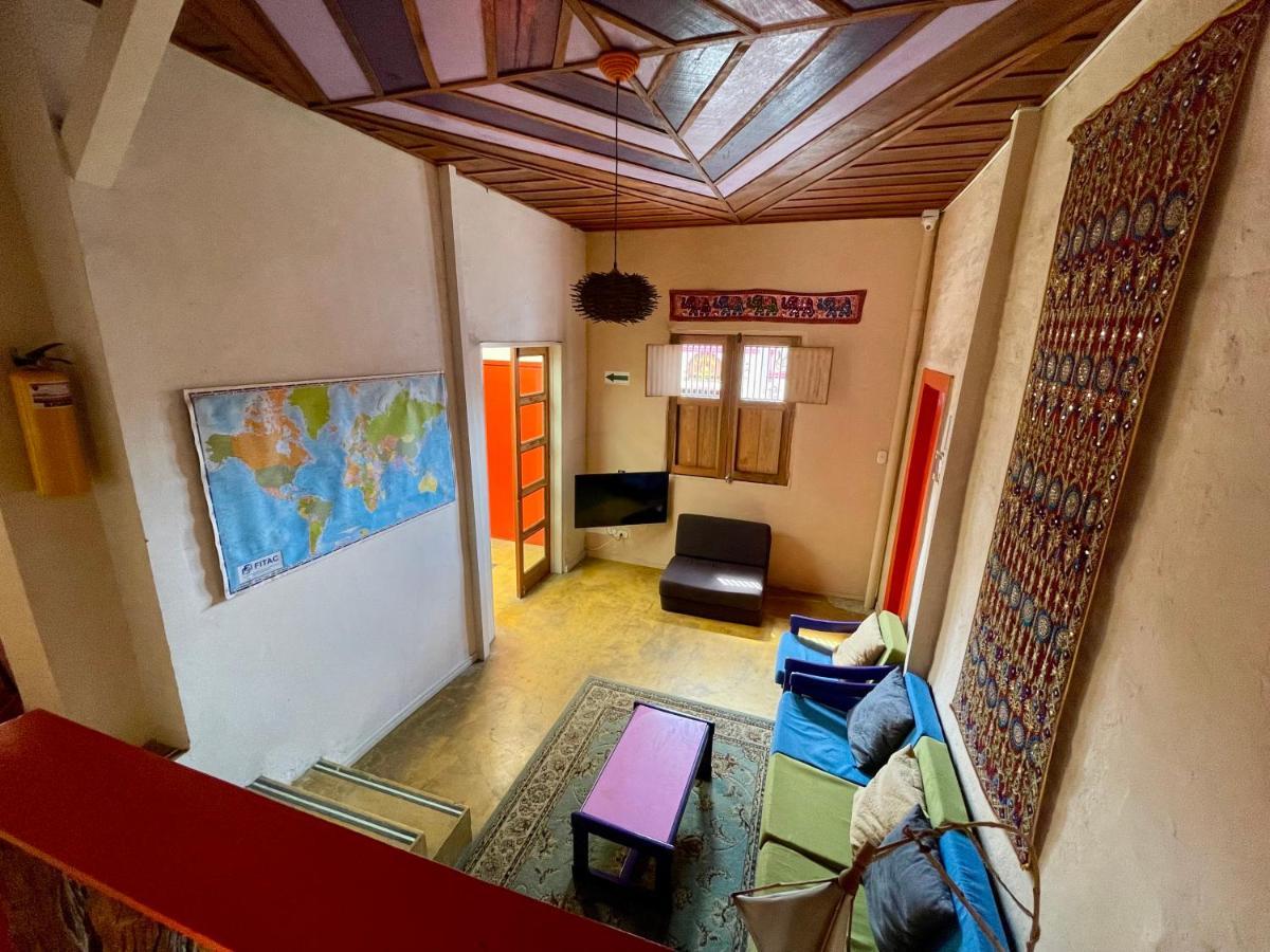 Hostal Tralala Salento Exteriör bild